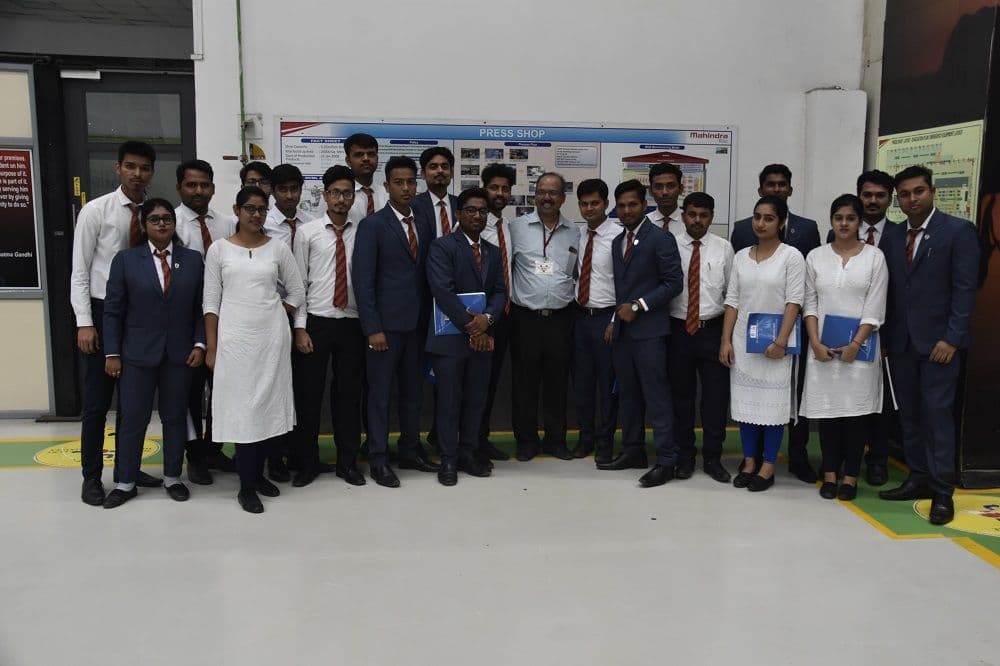 Mahindra Motors_1